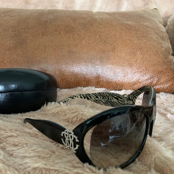 Roberto Cavalli sunglasses main image 3